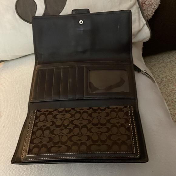 Coach Wallet - Picture 8 of 14